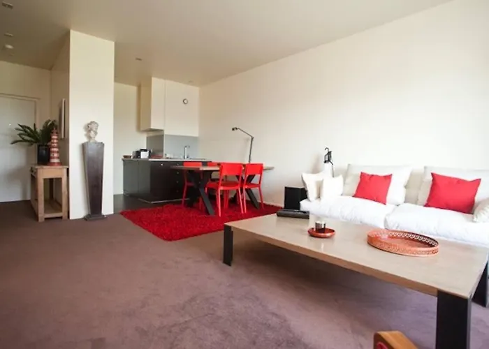 Center Appartment, & Golf Walking Tour Apartment