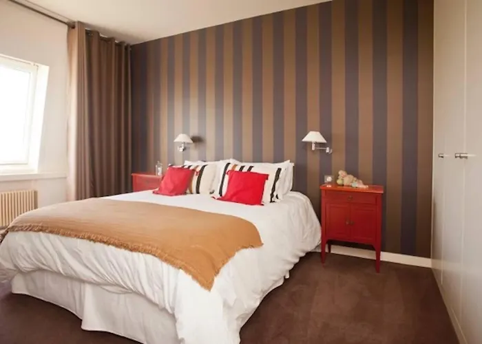 דירה Center Appartment, & Golf Walking Tour *